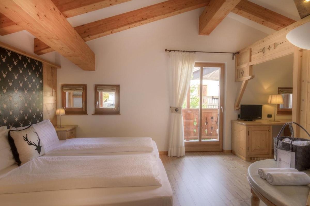 Hotel Madonnina Resort And Wellness Сорага Экстерьер фото