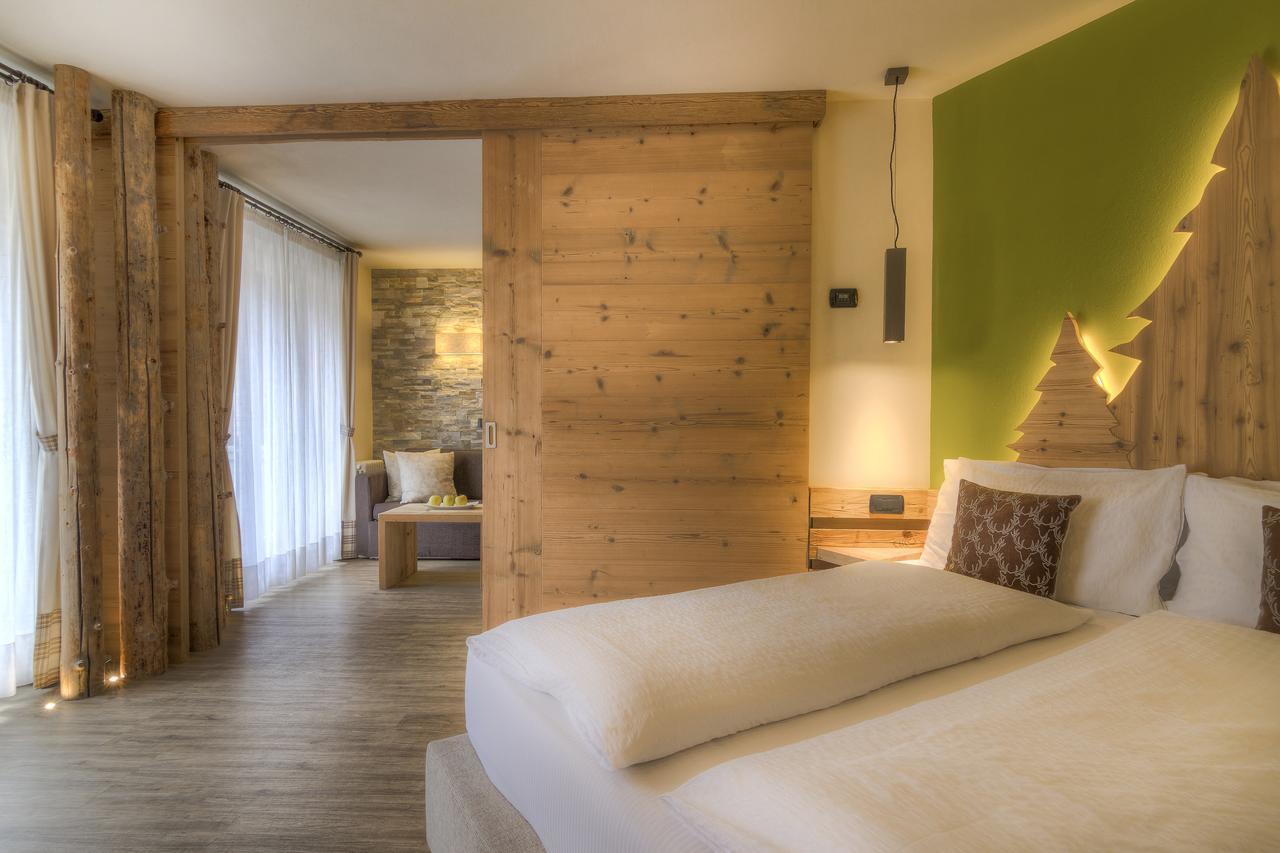 Hotel Madonnina Resort And Wellness Сорага Экстерьер фото